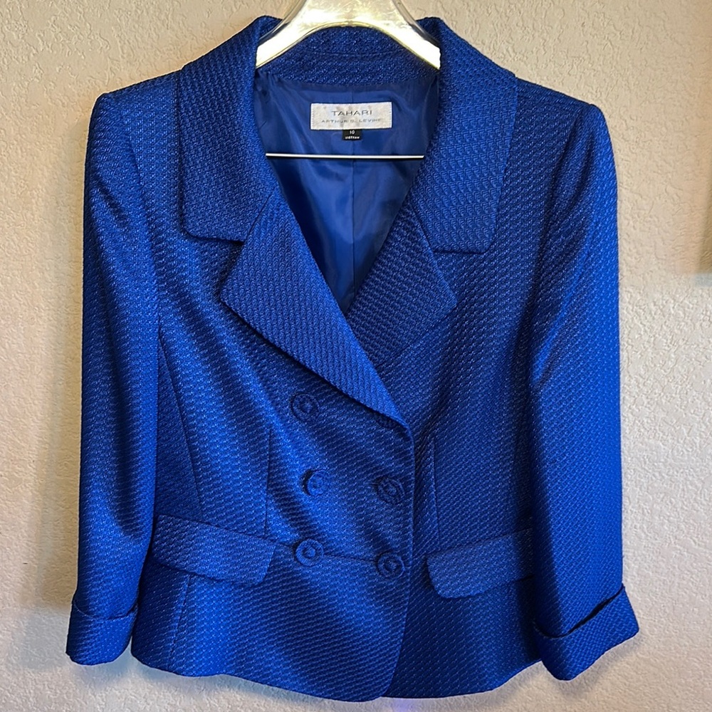 TAHARI Women's Blue Textured Blazer & Skirt